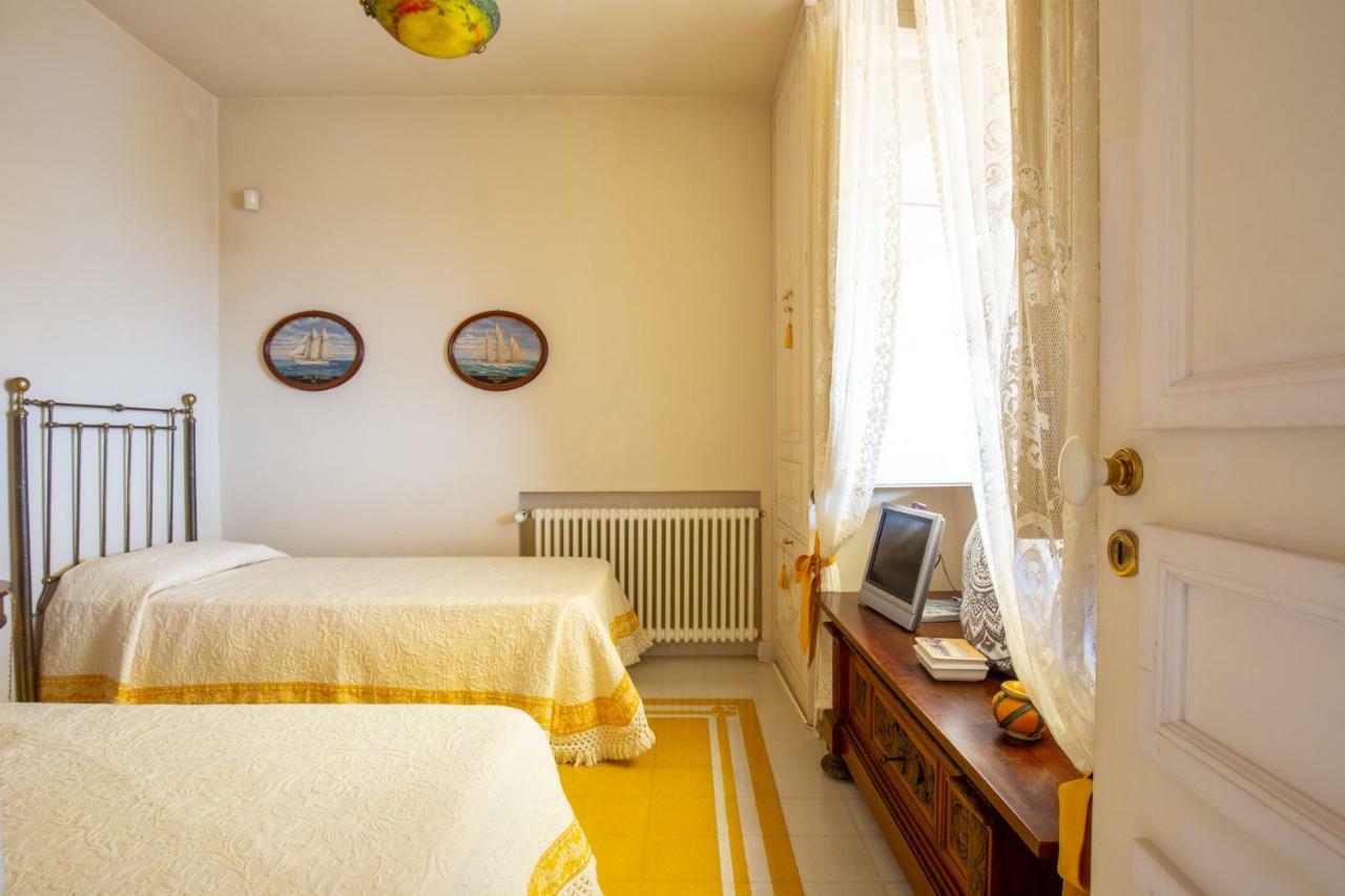 Solemar Sicilia - Casa Porto Bagnera Villa Santa Flavia Luaran gambar